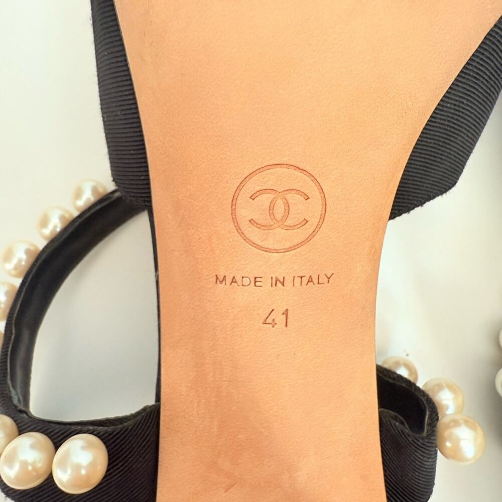 Chanel Black Grosgrain Pearl Slingback Heels Sandals CC Logo EU 41 - Picture 9 of 11